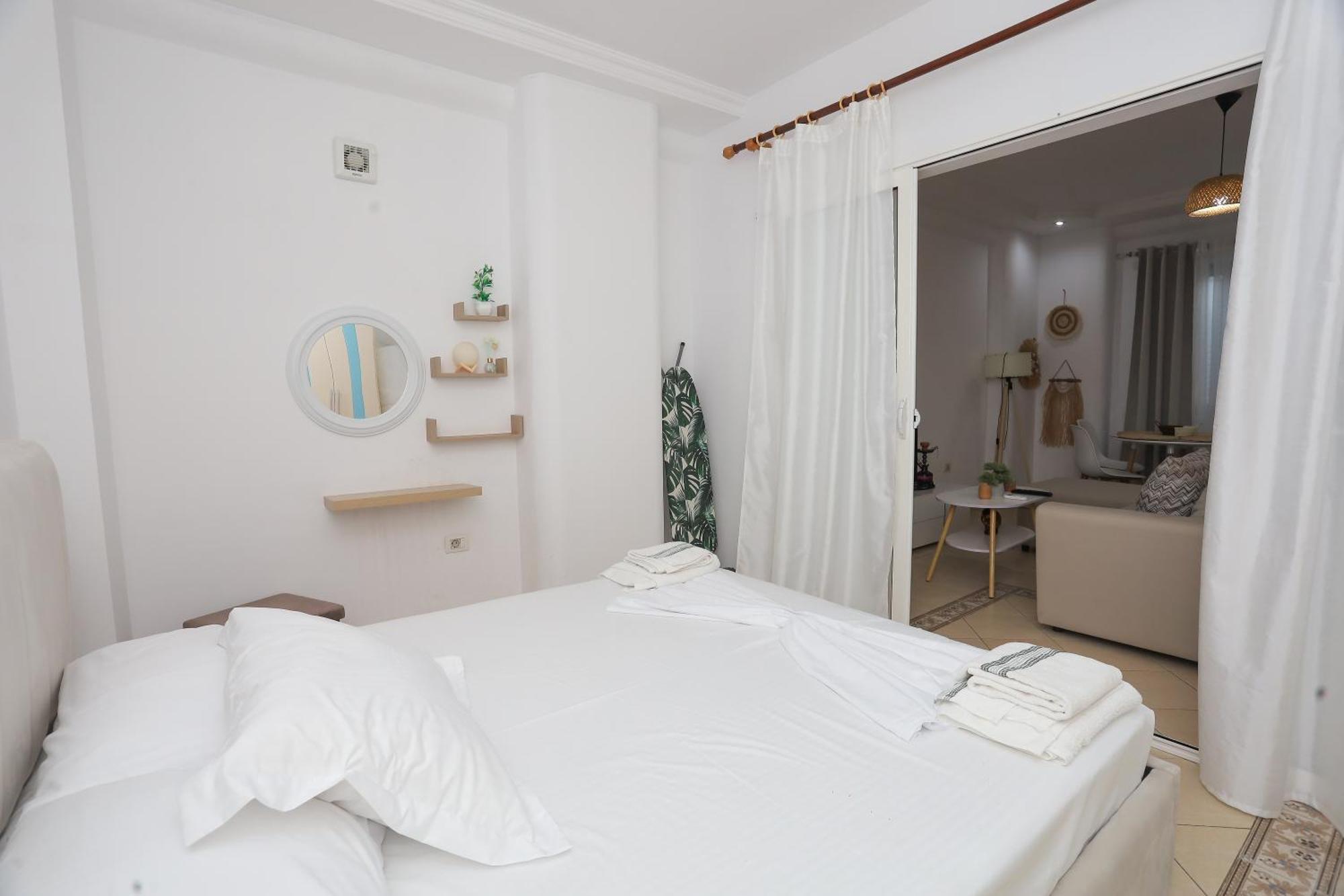New Bazar Selvia Apartment Tirana Exterior photo
